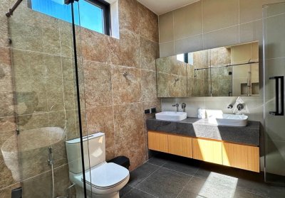 8R0560 ให้เช่า pool villa 3ห้องนอน 2ห้องน้ำ ราคา 250,000/เดือน โซนฉลอง