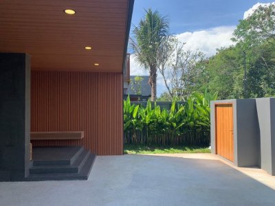 8R0560 ให้เช่า pool villa 3ห้องนอน 2ห้องน้ำ ราคา 250,000/เดือน โซนฉลอง