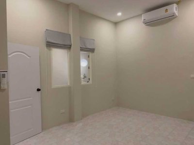 8R0561 ให้เช่าบ้านเดี่ยวชั้นเดียว 2ห้องนอน2ห้องน้ำ ราคา 35,000/เดือน โซนฉลอง