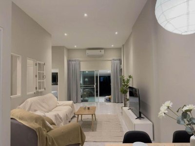 8R0561 ให้เช่าบ้านเดี่ยวชั้นเดียว 2ห้องนอน2ห้องน้ำ ราคา 35,000/เดือน โซนฉลอง