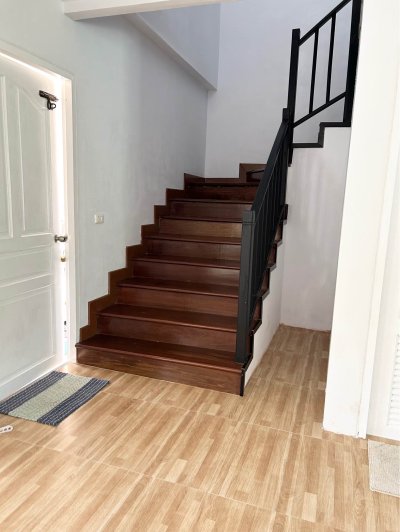 8R0562 ให้เช่าบ้านเดี่ยวสองชั้น 3ห้องนอน 3ห้องน้ำ ราคา 40,000/เดือน โซนฉลอง