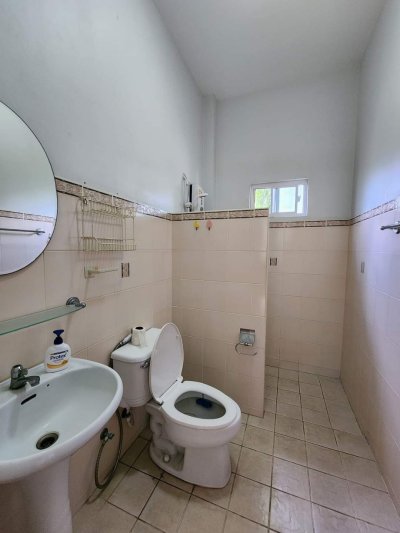 8R0563 ให้เช่าบ้านชั้นเดียว 2ห้องนอน 2ห้องน้ำ ราคา 35,000/เดือน โซนฉลอง