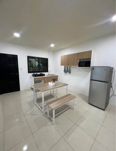 8R0568 ให้เช่าบ้านเดี่ยวชั้นเดียว 2ห้องนอน 1ห้องน้ำ ราคา 28,000/เดือน โซนฉลอง