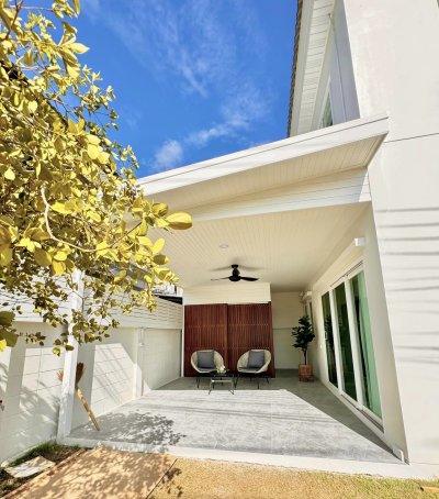 8R0569 This house for rent 3berooms 3bathrooms 65,000/month at chalong