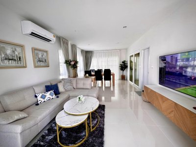8R0569 This house for rent 3berooms 3bathrooms 65,000/month at chalong