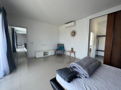 8R0570 ให้เช่า pool villa 4ห้องนอน 3ห้องน้ำ ราคา 100,000/เดือน โซนฉลอง