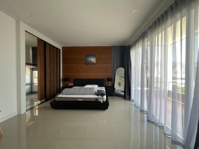 8R0570 ให้เช่า pool villa 4ห้องนอน 3ห้องน้ำ ราคา 100,000/เดือน โซนฉลอง