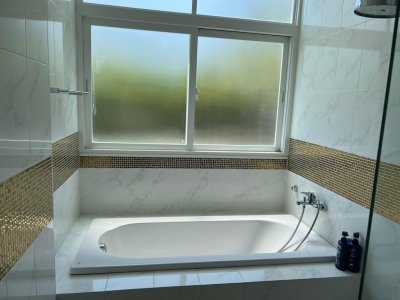 8R0570 ให้เช่า pool villa 4ห้องนอน 3ห้องน้ำ ราคา 100,000/เดือน โซนฉลอง