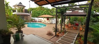 8R0573 ให้เช่า pool villa 5ห้องนอน 6ห้องน้ำ ราคา 150,000/เดือน โซนฉลอง