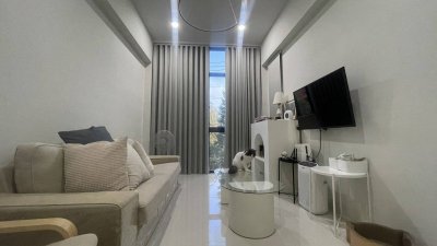 8R0575 ให้เช่าบ้านแฝดสองชั้น 2ห้องนอน 2ห้องน้ำ ราคา 28,000/เดือน โซนฉลอง