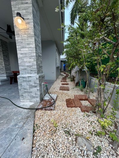 8R0576 Pool villa for rent 3bedrooms 3bathrooms 75,000/month at chalong