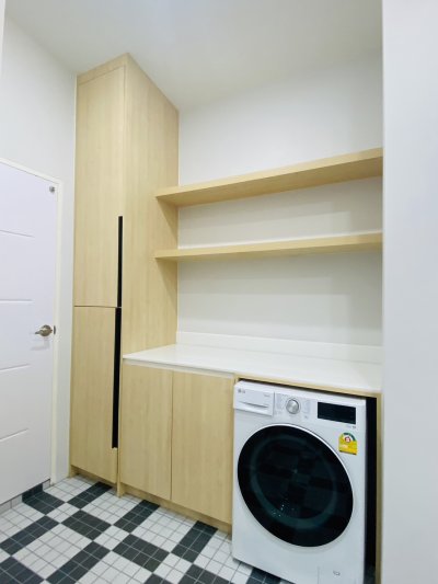 8R0577 ให้เช่าบ้านแฝดสองชั้น 3ห้องนอน 3ห้องน้ำ ราคา 50,000/เดือน โซนฉลอง