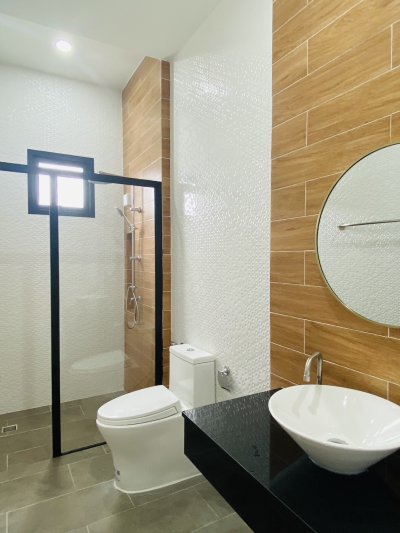 8R0577 ให้เช่าบ้านแฝดสองชั้น 3ห้องนอน 3ห้องน้ำ ราคา 50,000/เดือน โซนฉลอง