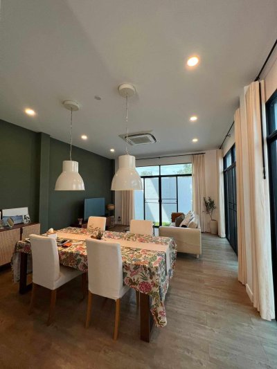8R0582 This house for rent 3bedrooms 3bathrooms 58,000/month at chalong have fully furnished