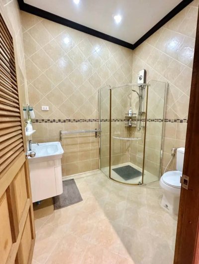 8R0584 ให้เช่า pool villa 3ห้องนอน 3ห้องน้ำ ราคา 65,000/เดือน โซนฉลอง