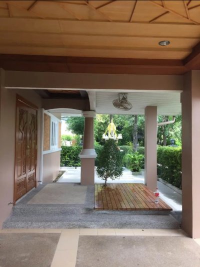 8R0590 ให้เช่าบ้านเดี่ยวชั้นเดียว 3ห้องนอน 2ห้องน้ำ ราคา 40,000/เดือน โซนฉลอง