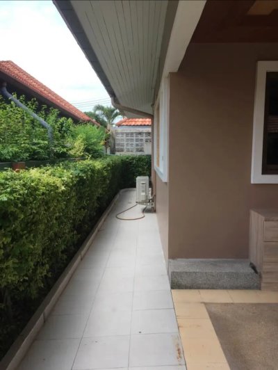 8R0590 ให้เช่าบ้านเดี่ยวชั้นเดียว 3ห้องนอน 2ห้องน้ำ ราคา 40,000/เดือน โซนฉลอง