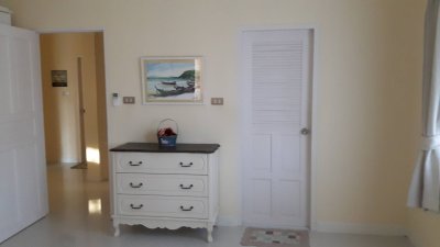 8R0592 ให้เช่าบ้านเดี่ยวชั้นเดียว 3 ห้องนอน 3 ห้องน้ำ ราคา 40,000/เดือน โซนฉลอง