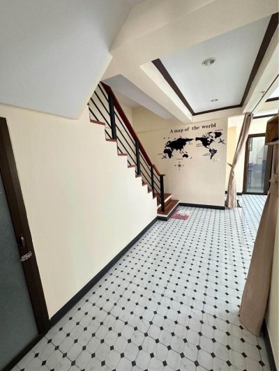 8R0597 ให้เช่าบ้านแฝดสามชั้น 3 ห้องนอน 3 ห้องน้ำ ราคา 38,000/เดือน โซนฉลอง