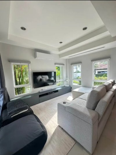 8R0601 ให้เช่าบ้านเดี่ยวสองชั้น 3ห้องนอน 4ห้องน้ำ ราคา 100,000/เดือน โซนฉลอง