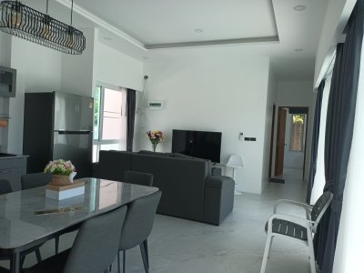 8R0605 ให้เช่า pool villa 3ห้องนอน 3ห้องน้ำ ราคา 85,000/เดือน โซนฉลอง