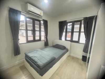 8R0606 ให้เช่าบ้านเดี่ยวสองชั้น 3ห้องนอน 3ห้องน้ำ ราคา 45,000/เดือน โซนฉลอง