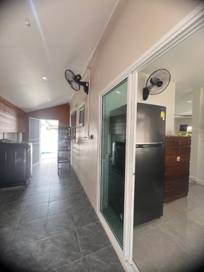 8R0606 ให้เช่าบ้านเดี่ยวสองชั้น 3ห้องนอน 3ห้องน้ำ ราคา 45,000/เดือน โซนฉลอง