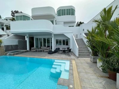 8R0611 ให้เช่า pool villa 4ห้องนอน 4ห้องน้ำ ราคา 110,000/เดือน โซนฉลอง