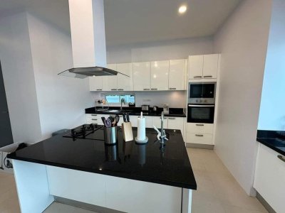 8R0611 ให้เช่า pool villa 4ห้องนอน 4ห้องน้ำ ราคา 110,000/เดือน โซนฉลอง