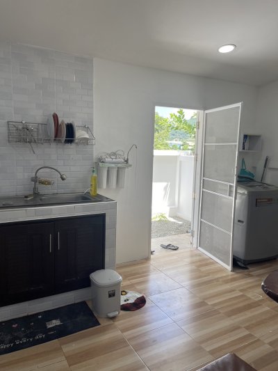 8R0613 ให้เช่าบ้านแฝดสองชั้น 3ห้องนอน 2ห้องน้ำ ราคา 28,000/เดือน โซนฉลอง