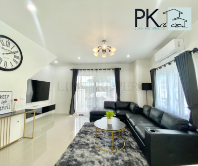 8R0628 ให้เช่าบ้านแฝดสองชั้น 3ห้องนอน 3ห้องน้ำ ราคา 49,000/เดือน โซนฉลอง