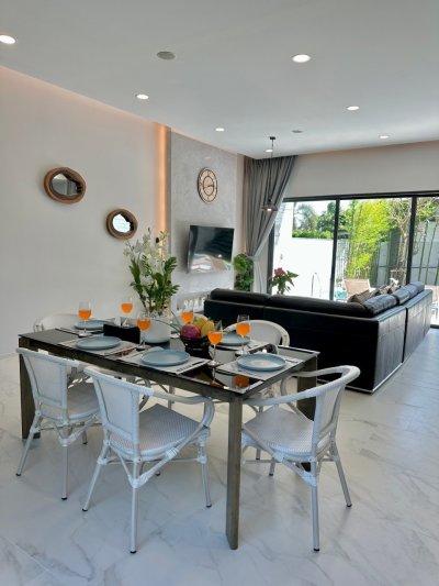 8R0640 ให้เช่า pool villa 3 ห้องนอน 2 ห้องน้ำ ราคา 95,000/เดือน โซนฉลอง