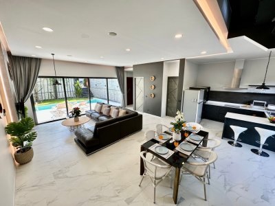 8R0640 ให้เช่า pool villa 3 ห้องนอน 2 ห้องน้ำ ราคา 95,000/เดือน โซนฉลอง