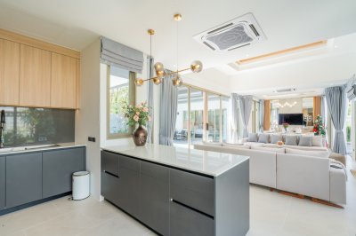 8R0641 Pool villa for rent 3 bedroom 4 bathroom 160,000/month at chalong
