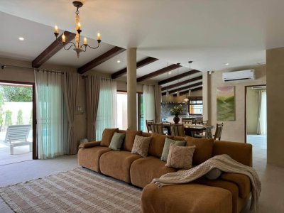 8R0644 ให้เช่า pool villa 4 ห้องนอน 4 ห้องน้ำ ราคา 150,000/เดือน โซนฉลอง