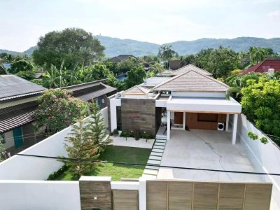 8R0648 Pool villa for rent 3 bedroom 4 bathroom 130,000/month at chalong