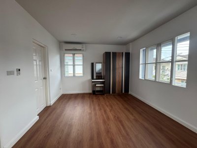 8R0653 ให้เช่าบ้านเดี่ยวสองชั้น 3 ห้องนอน 2 ห้องน้ำ ราคา 50,000/เดือน โซนฉลอง