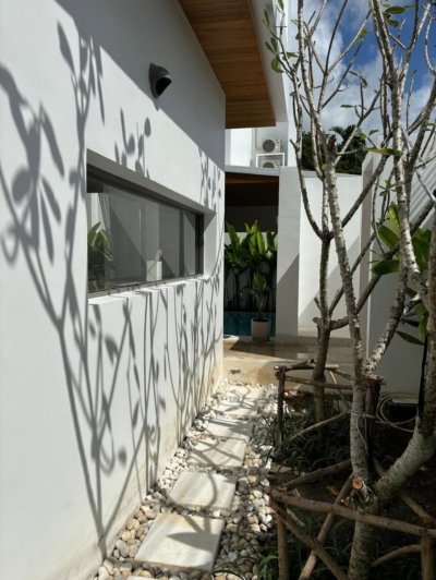 8R0654 ให้เช่า pool villa 5 ห้องนอน 5 ห้องน้ำ ราคา 195,000/เดือน โซนฉลอง