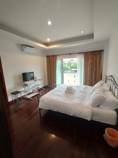 8R0659 Pool villa for rent 3 bedroom 4 bathroom 75,000/month at chalong