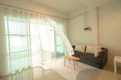 8R0663 ให้เช่าบ้านแฝดสองชั้น 2ห้องนอน 3ห้องน้ำ ราคา 32,000/เดือน โซนฉลอง