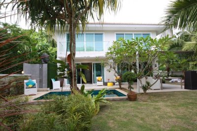 8R0669 Pool villa for rent 3 bedroom 3 bathroom 85,000/month at chalong