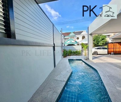 8R0674 House with jacuzzi 2 bedroom 2 bathroom 60,000/month at chalong