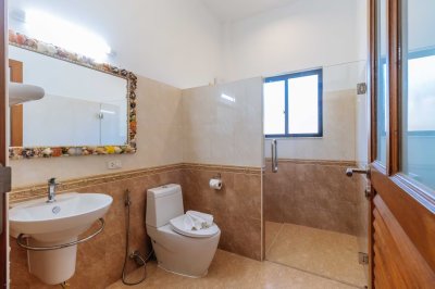 8R0675 ให้เช่า pool villa 4 ห้องนอน 4 ห้องน้ำ ราคา 120,000/เดือน โซนฉลอง