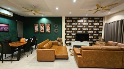 8R0679 ให้เช่า pool villa 4 ห้องนอน 3 ห้องน้ำ ราคา 100,000/เดือน โซนฉลอง