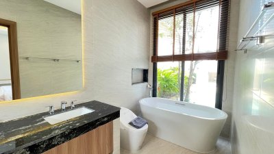 8R0680 ให้เช่า pool villa 3 ห้องนอน 4 ห้องน้ำ ราคา 140,000/เดือน โซนฉลอง