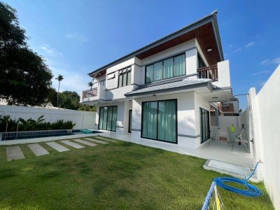 8R0689 Pool villa for rent 3 bedroom 3 bathroom 125,000/month at chalong