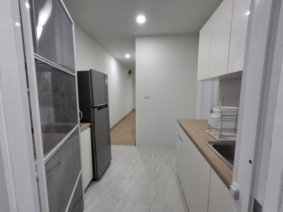 8R0710 ให้เช่าบ้านแฝดสองชั้น 3 ห้องนอน 3 ห้องน้ำ ราคา 49,000/เดือน โซนฉลอง