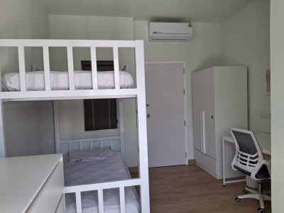 8R0710 ให้เช่าบ้านแฝดสองชั้น 3 ห้องนอน 3 ห้องน้ำ ราคา 49,000/เดือน โซนฉลอง