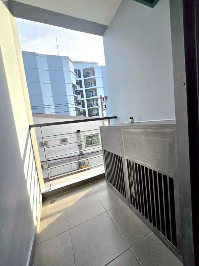 8R0729 Condominium for rent 1 bedroom 1 bathroom 22,000/month at chalong