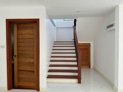 8R0732 ให้เช่า pool villa 4 ห้องนอน 4 ห้องน้ำ ราคา 100,000/เดือน โซนฉลอง